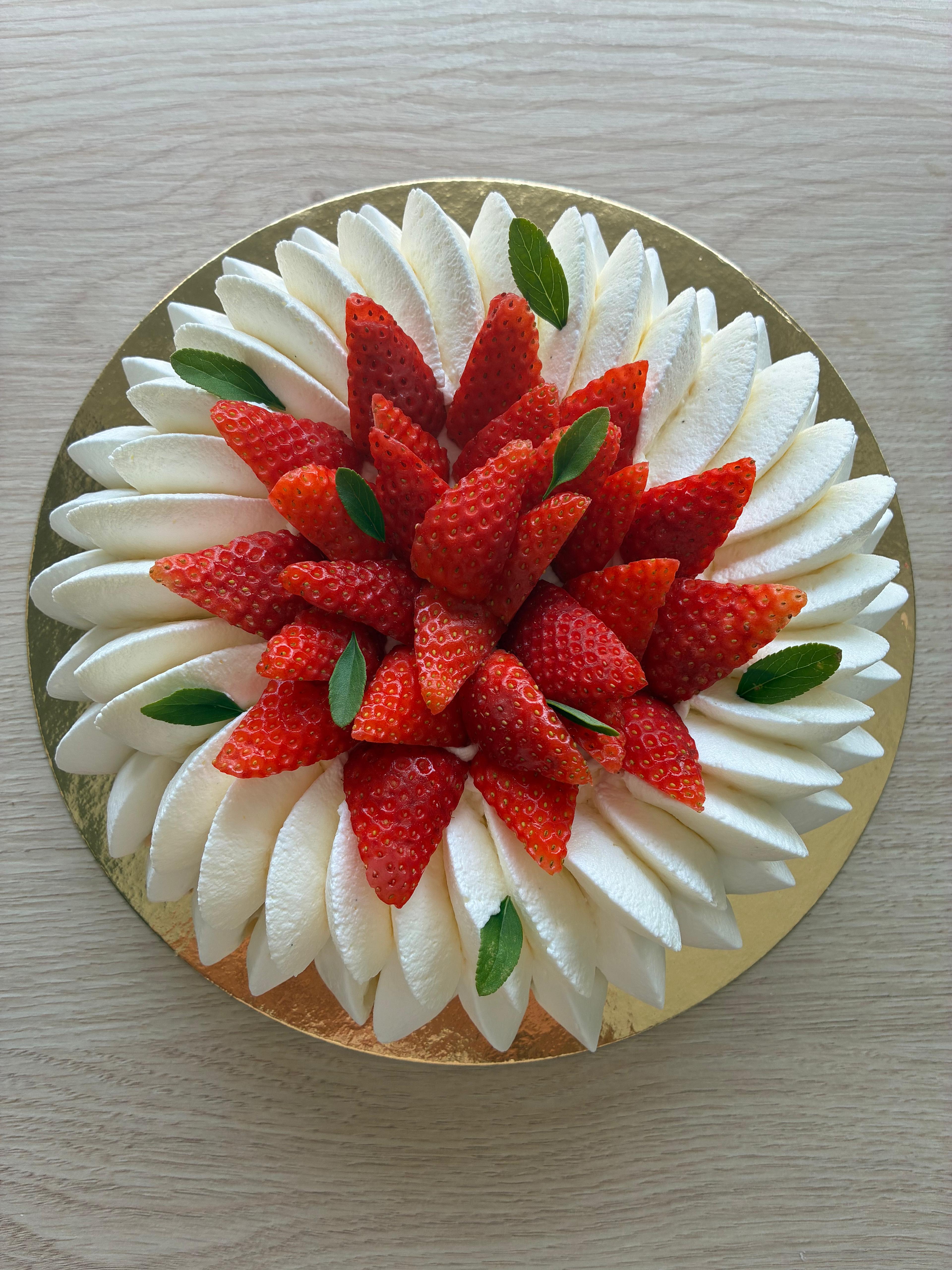 Pavlova à la fraise